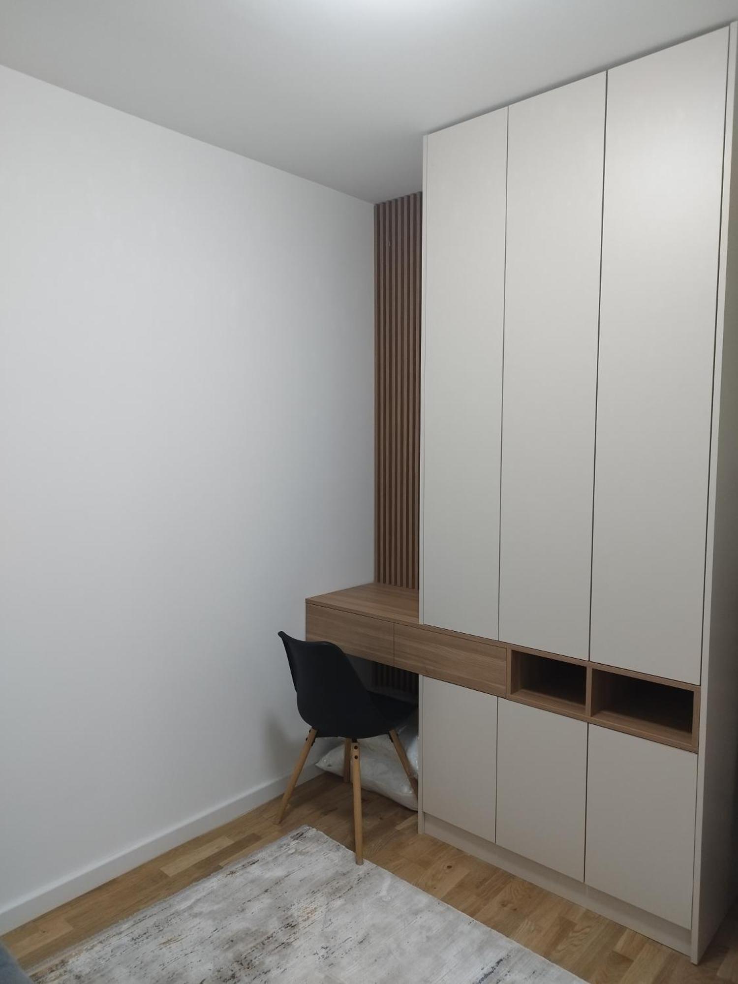 Apartment - Stan Na Dan! *